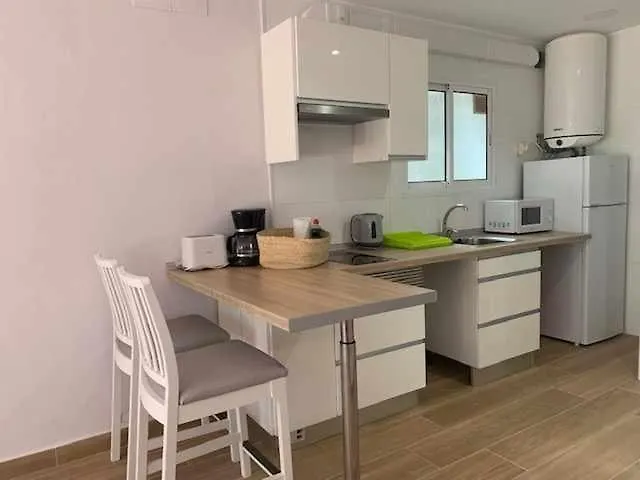 Studio De Un Solo Ambiente Con Terraza Y Piscina Y Tossa de Mar Apartment