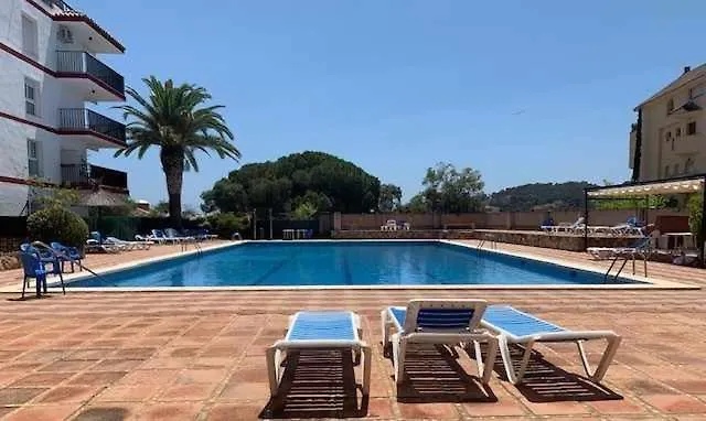 Studio De Un Solo Ambiente Con Terraza Y Piscina Y Tossa de Mar